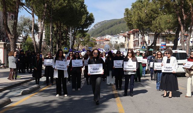 Muğla’da “Sessiz Kararlılık” yürüyüşü düzenlendi