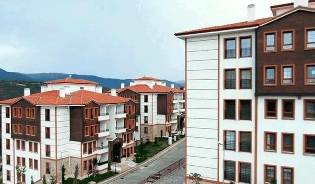 Krediyle ev almak isteyenler dikkat! Uzman isim faizlerle ilgili tarih verdi