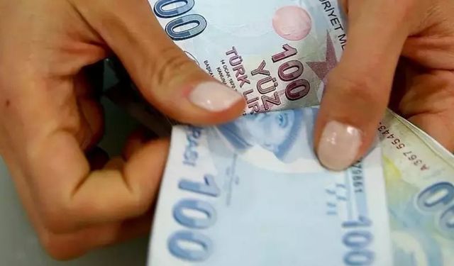 Tatil rotalarında alışveriş rekoru! Yerli turistin harcama tutarı dudak uçuklattı