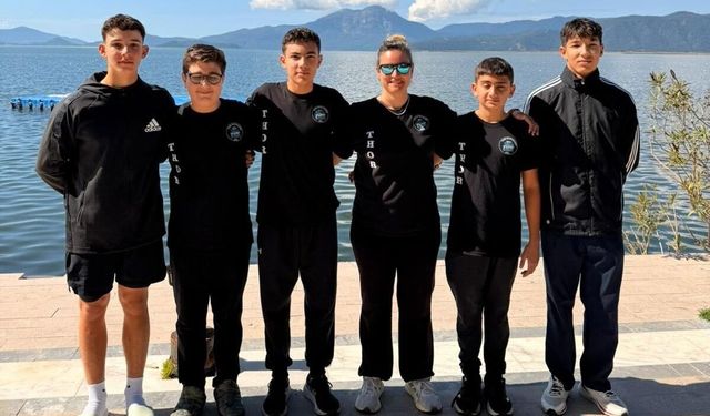 Köyceğiz'de lise öğrencisi kanoda Milli Takıma seçildi