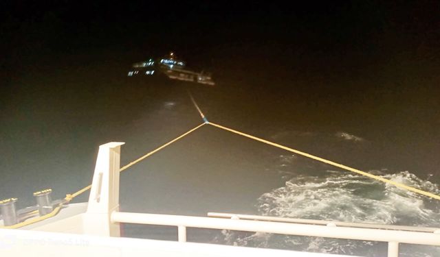 Fethiye Açıklarında Arıza Yapan Tekne Kurtarıldı