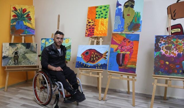 Engeline yenilmedi, ilk sergisini açıyor