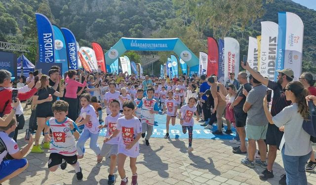 Fethiye’de 23 Nisan’a özel çocuk koşusu düzenlendi