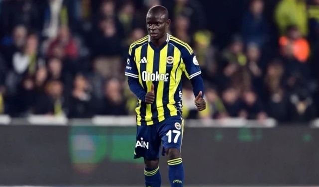 Fenerbahçe'nin yıldızı N'Golo Kante Fransa'da gündem oldu