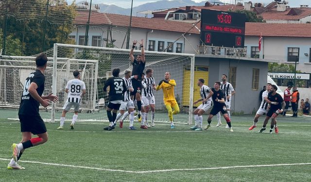 Marmarisspor kendi sahasında mağlup