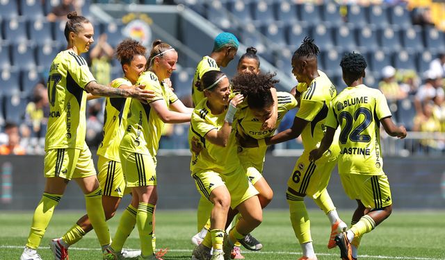 Fenerbahçe’den Şampiyonluk Şovu