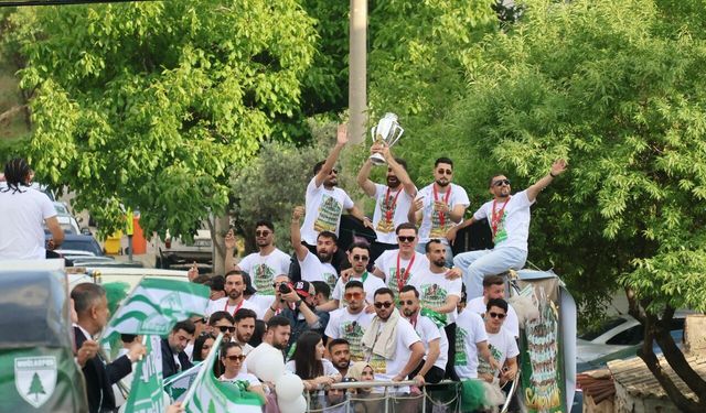 Muğlaspor’dan Tarihi Şampiyonluk Kutlaması