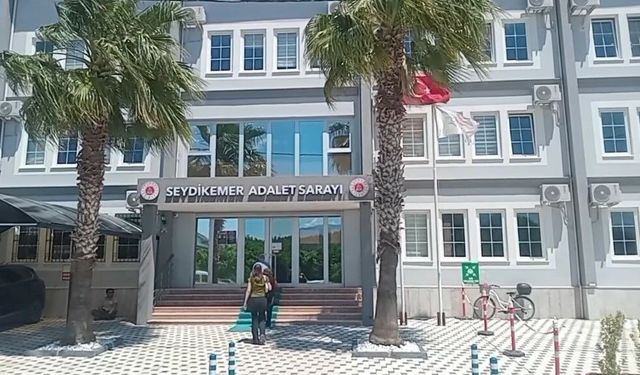 Seydikemer'de operasyon: 2 zabıta gözaltına alındı