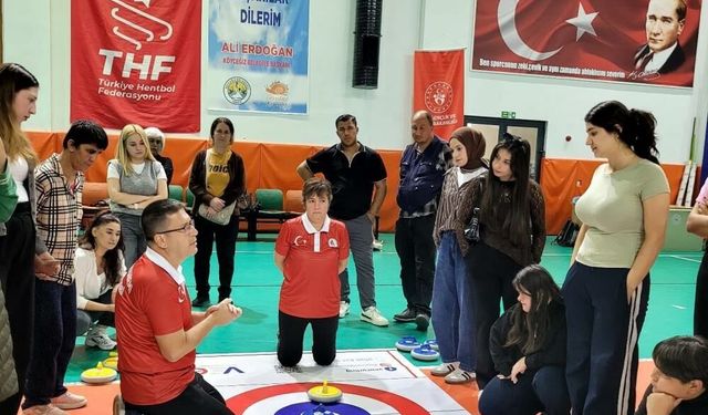 Özel bireyler ve öğrenciler sporda buluştu
