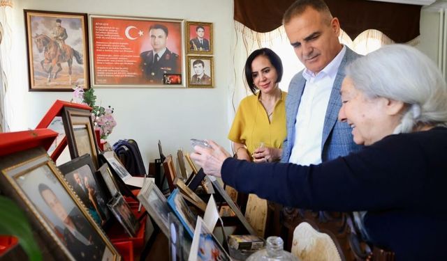 Vali Akbıyık şehit Binbaşı Kıvanç Cesur’un ailesini ziyaret etti