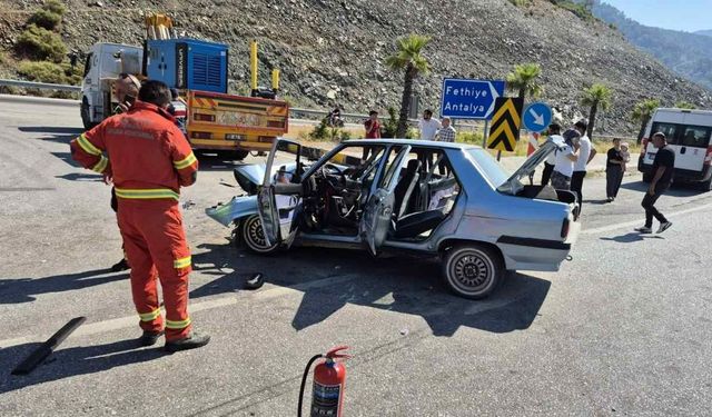 Göcek Tüneli Çıkışında Sıkışmalı Kaza
