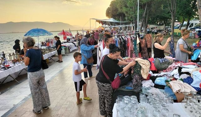 Köyceğiz İkinci El Pazarı Hafta Sonu Yoğun İlgi Gördü