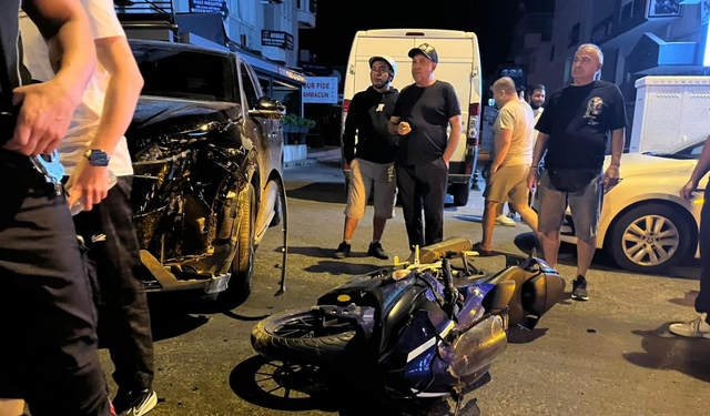 Menteşe’de ters yönden çıkan otomobil kazaya neden oldu