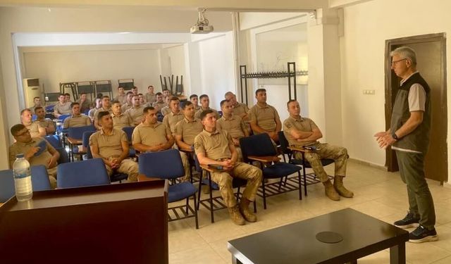 Jandarma Komandolarına Orman Yangını Eğitimi