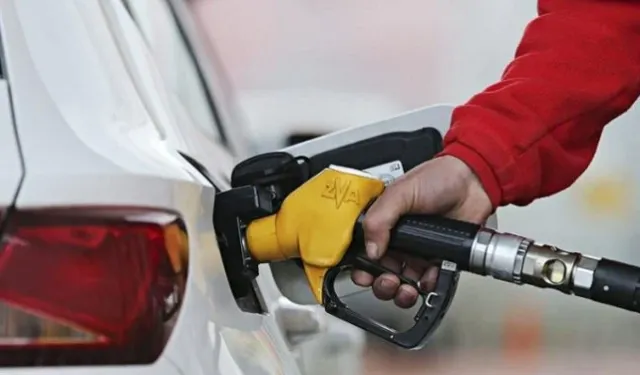 Motorinin litre fiyatına zam geldi! İşte güncel akaryakıt fiyatları
