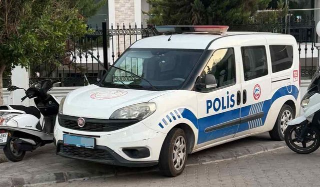 Marmaris’te Polis Aracına “Hatalı Park” Uyarısı