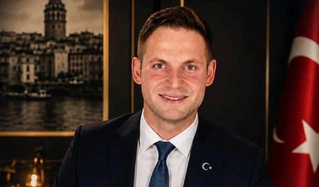 CHP’nin Eski PM Üyesi Denizaslanı İstifa Etti