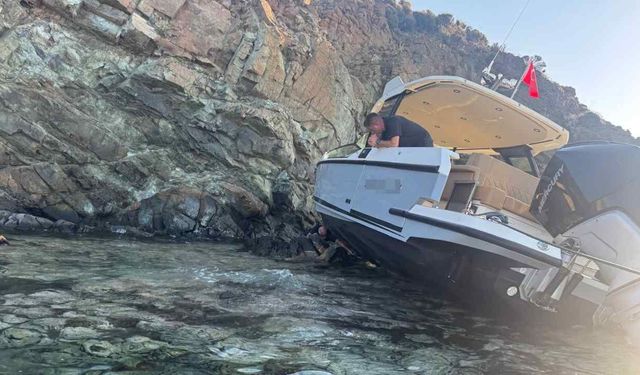 Marmaris’te tekne kazası ucuz atlatıldı