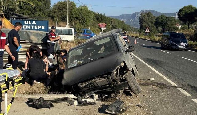 Ula’da Hafif Ticari Araç Yoldan Çıktı: 7 Yaralı