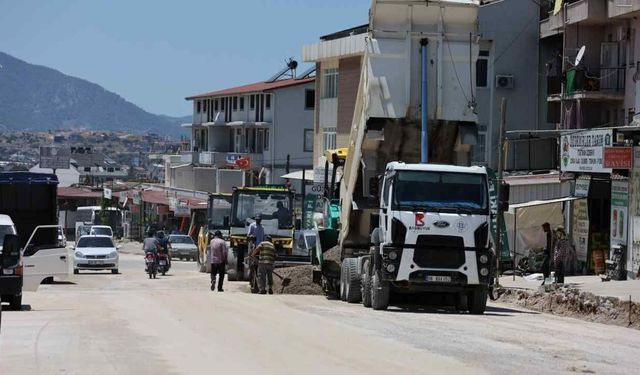 Fethiye Toptancı Hal yolları yenileniyor