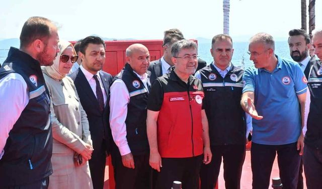 Bakan Yumaklı Milas'ta Su Ürünleri Tesisini İnceledi