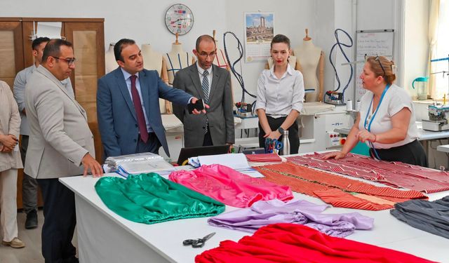 Menteşe’de Hayat Boyu Öğrenme Çalışmaları Masaya Yatırıldı