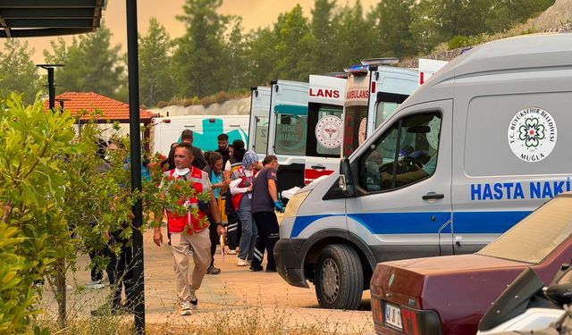 Seydikemer Devlet Hastanesi Yangın Nedeniyle Tahliye Edildi