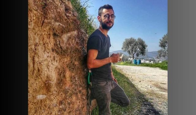 Tarlada Fenalaşan 23 Yaşındaki Genç Hayatını Kaybetti