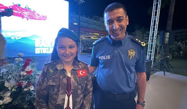 Şehit Halasının Üniformasını Giyme Hayali Duygulandırdı