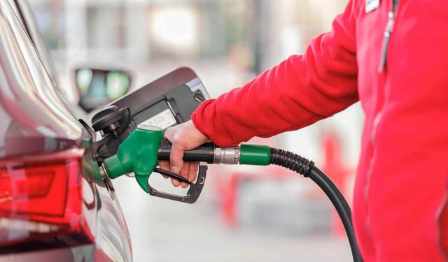 Motorine 5,36 lira indirim geliyor: 27 Ağustos güncel akaryakıt fiyatları