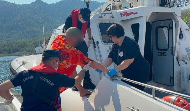Fethiye’de Gezi Teknesinden Tıbbi Tahliye Yapıldı