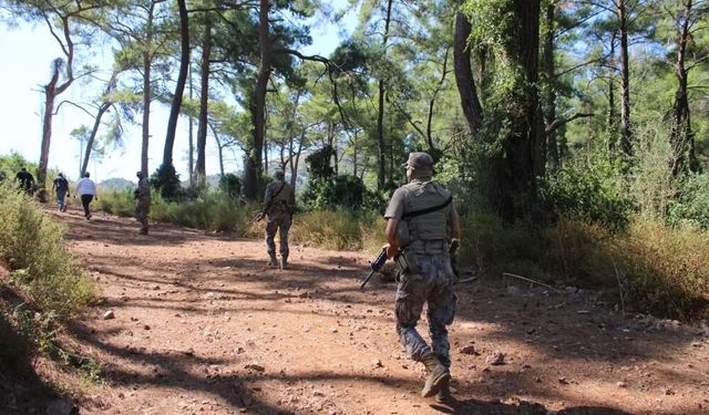 Burkay Karatepe Marmaris’te 15 Temmuz güzergâhını gösteriyor