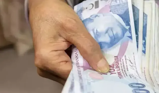 Memur ve emekli maaş zammı için ilk hesaplar ortaya çıktı: 2027 Ocak tablosu şekilleniyor