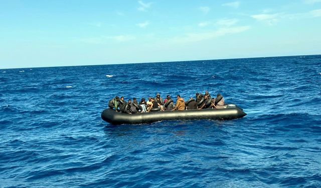 Dalaman açıklarında 39 düzensiz göçmen yakalandı