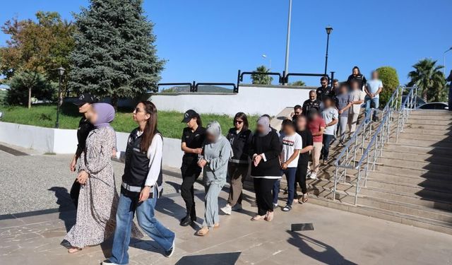 FETÖ’cülerin kaçış planı suya düştü: 8 tutuklama