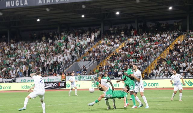 Muğlaspor son dakikalarda puanı kurtardı