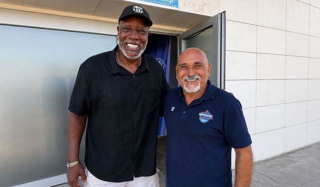 Barcelona efsanesi Audie Norris gençlerle buluştu