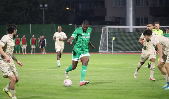Muğlaspor evinde Bursaspor'a 3-0 mağlup oldu
