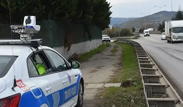 Radarı Görünce Frene Basanlar Yandı! Yeni Sistemde Hız Cezası Nasıl Kesilecek, Kural Ne?