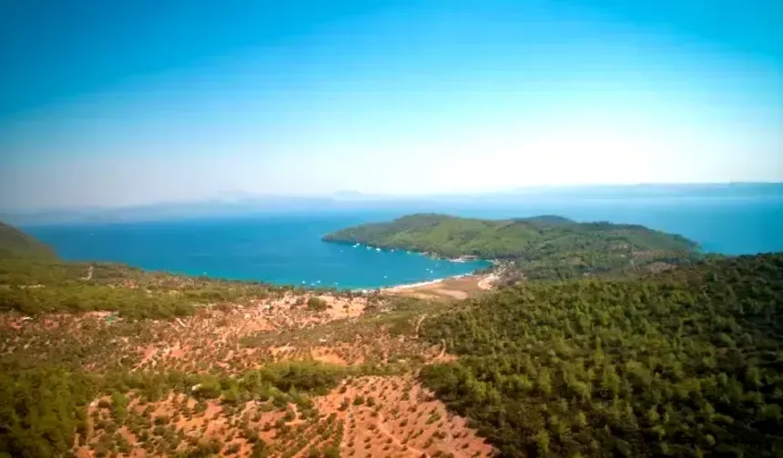 Muğla’da Cennetten bir köşe: Akbük Koyu