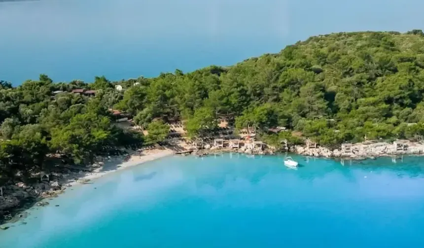 "İncekum Plajı 2025: Erken Gelen Yer Kapar!"