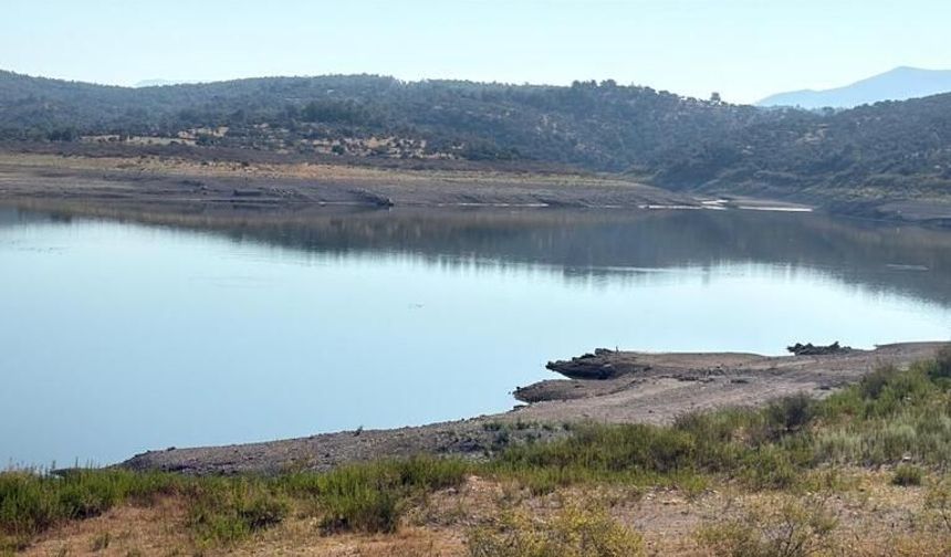 Bodrum’da Musluklar Kurudu: Baraj Suyu Tarlalara Aktı