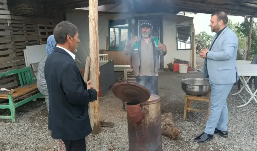 Hüseyin Can Demirtaş’tan Ortaca’da Çadırda Yaşayan Romanlara Ziyaret