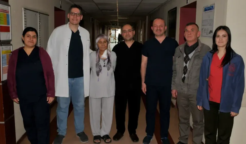 Yemek borusu kanseri olan hastaya cerrahi operasyonla yeni yemek borusu yapıldı