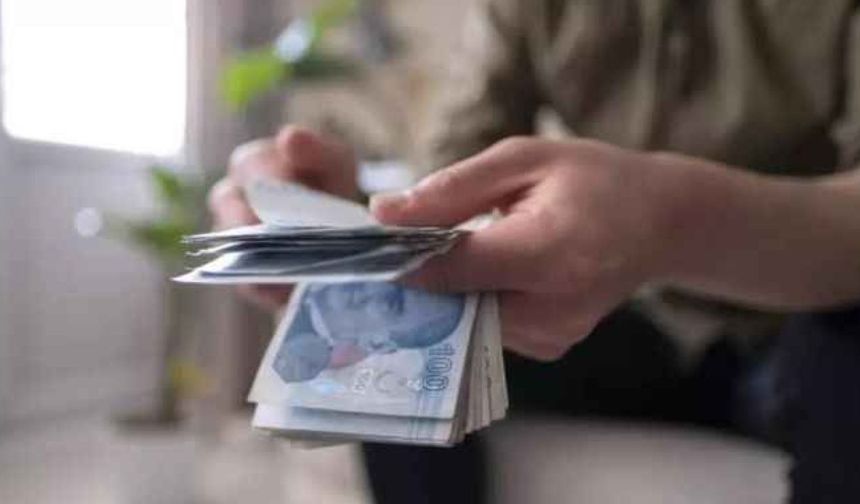 Bankalar Kesenin Ağzını Açtı: Emekli Promosyonları Rekor Kırıyor