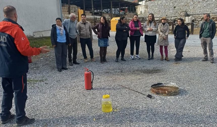 Milas Müze Müdürlüğü’nde Afet Farkındalık Eğitimi ve Yangın Tatbikatı