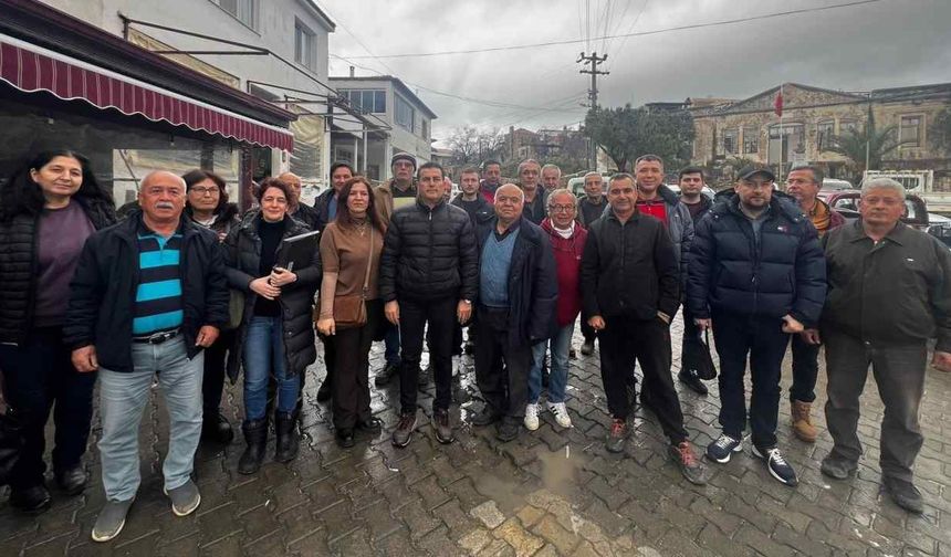Datça'da üreticilere 'badem hastalık ve zararları' eğitimi verildi