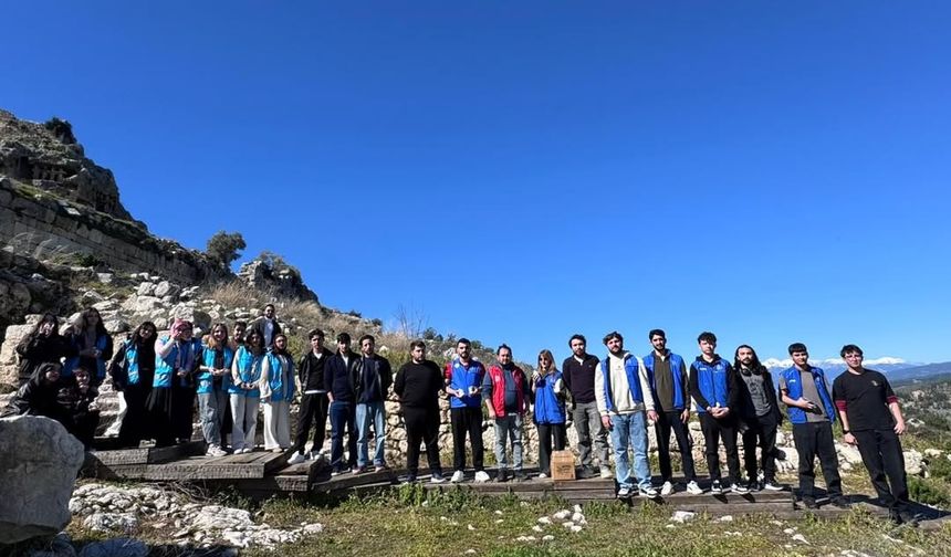 Gençler Tlos Antik Kenti’nde Tarihle Sanatı Buluşturdu