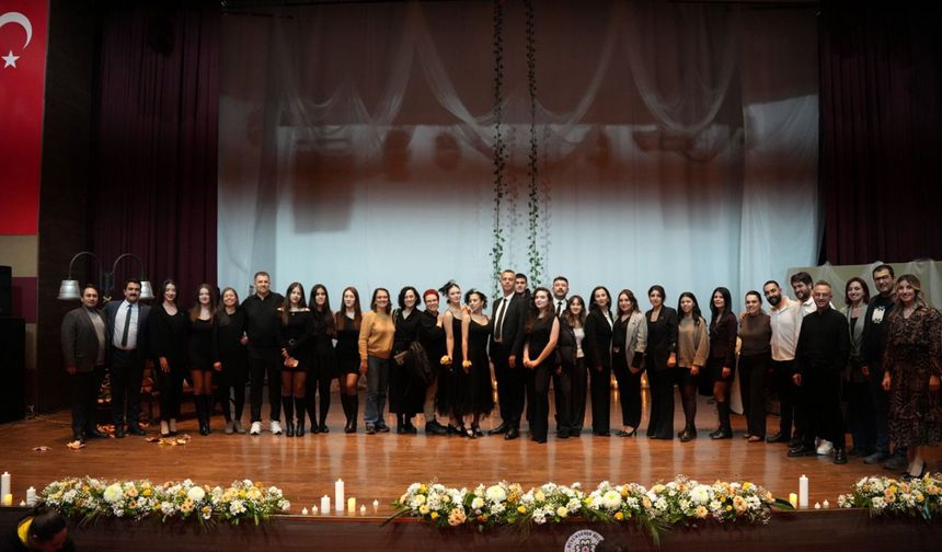 MTK Koleji'nden sanat dolu bir gece