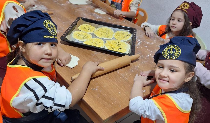 Köyceğiz’de Ramazan Pidesini Minikler Hazırladı